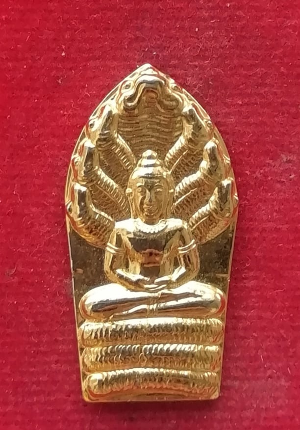ปรกใบมะขาม หลวงปู่หงษ์ วัดเพชรบุรี