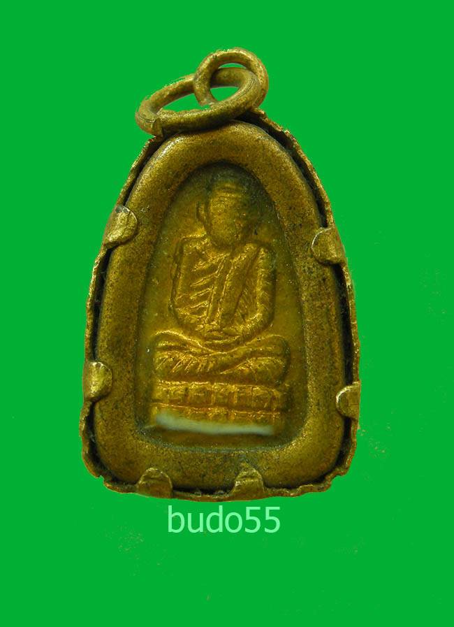 หลวงพ่อทวด วัดช้างให้หลังนางกวัก เลี่ยมเดิมกะไหลทอง ปี2508