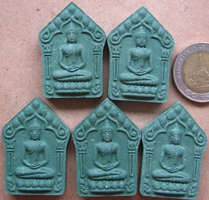 5องค์ พระขุนเเผนพรายกุมารพิมพ์ใหญ่ ปี2557ฝังตะกรุดเงินคู่ กรรมการ พิเศษ หลวงพ่อคูณ(แจกกรรมการ)+กล่อง