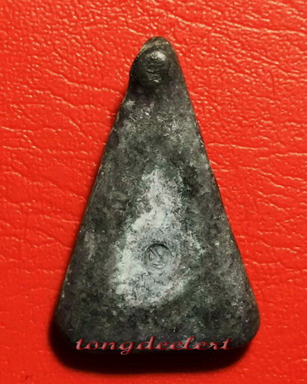 พระนางพญา วัดโคนอน หลวงปู่โต๊ะ วัดประดู่ฉิมพลีร่วมปลุกเสก พ.ศ .2515 สวยมากค่ะ