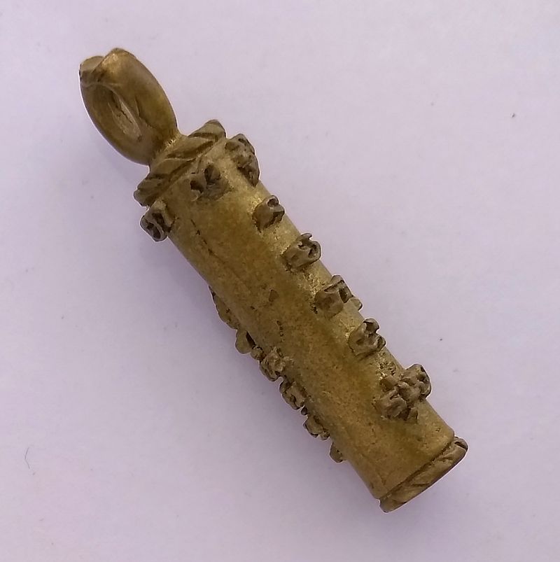 ตะกรุดหล่อหลวงพ่อเงิน วัดเขาแก้ว จังหวัดพิจิตร