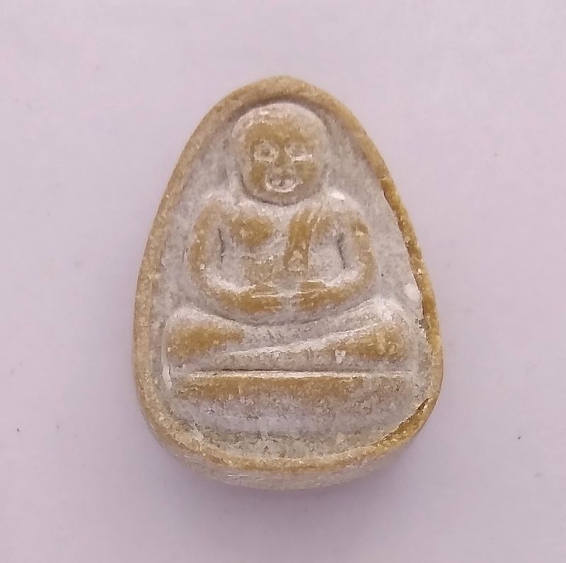 พระสังกัจจายน์เนื้อผง หลวงปู่โต๊ะ วัดประดู่ฉิมพลี รุ่น108ปี พ.ศ.2538