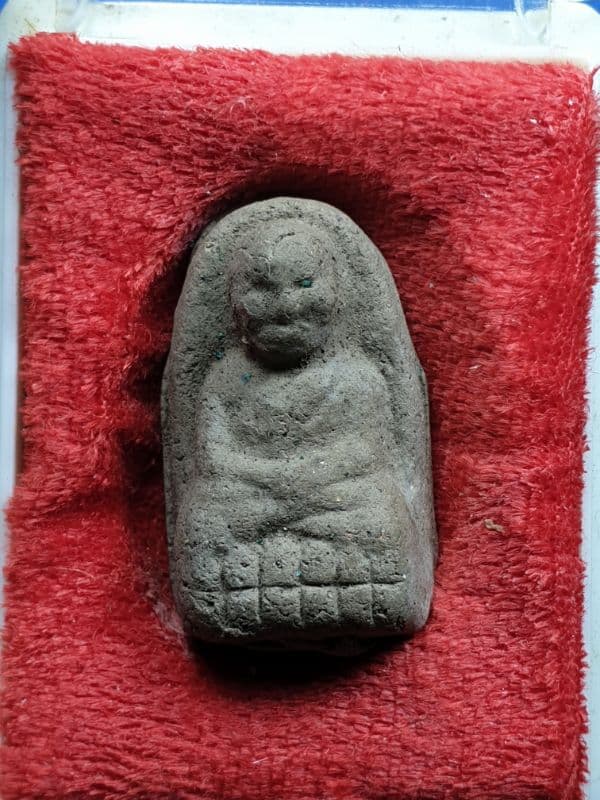 สร้างบ้านให้พ่อ พิมพ์พระรอด