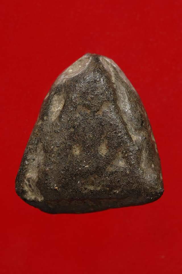 พระนางสุโขทัย เนื้อดำ