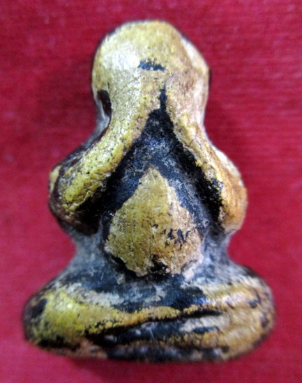 พระปิดตา หลวงพ่อทองสุข วัดสะพานสูง จ.นนทบุรี  ปี 2495 (ยุคต้น)