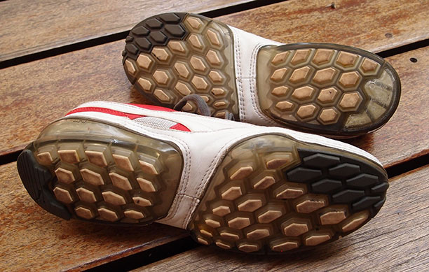 รองเท้า PUMA ของแท้ CELL RS HDC สวยมากรุ่นนี้ พื้นใส+ลายปุ่ม Running Trainers / Shoes