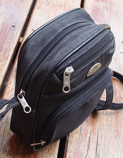 กระเป๋าสะพายข้าง Samsonite ของแท้ ขนาดข้างเอว ไซส์กำลังสวย