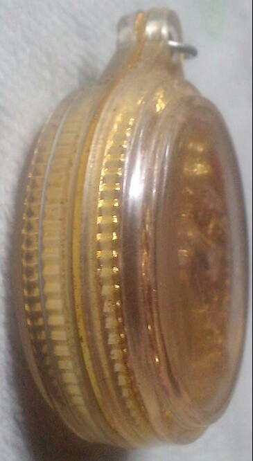 20 บาท จตุคามรามเทพ  หลังพระแม่ย่าสุโขทัย เนื้อว่านมงคลแดงปัดทอง