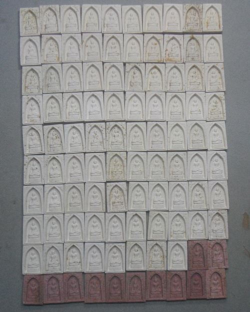 พระผงไพรีพินาศ วัดบวรนิเวศวิหาร สมเด็จพระญาณสังวร ทรงเมตตาอฐิษฐานจิตปี35 ชุด100องค์