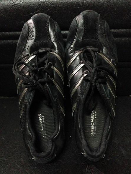รองเท้า Skechers เบอร์ 40 ยาว 27 cm ราคาพร้อมจัดส่งครับ