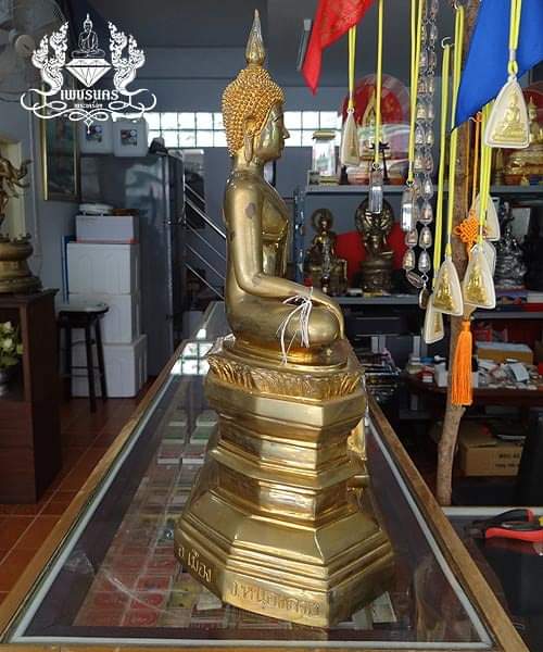 พระบูชาหลวงพ่อพระสุก วัดโพธิ์ชัย รุ่นสามบารมี สร้างปี2554 หน้าตัก 9 นิ้ว