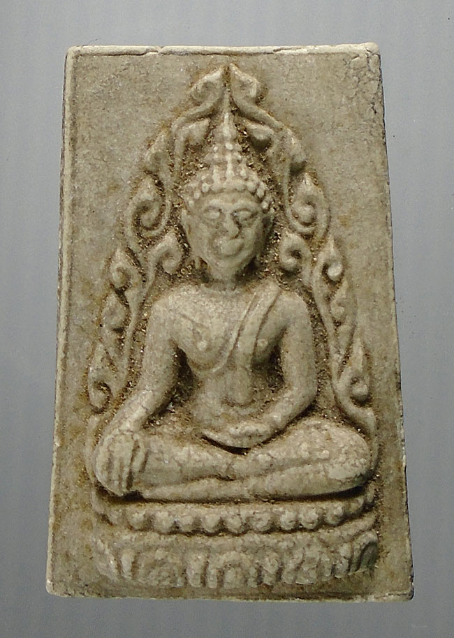 20บาท...พระพุทธ เนื้องผง ไม่ทราบที่///E673