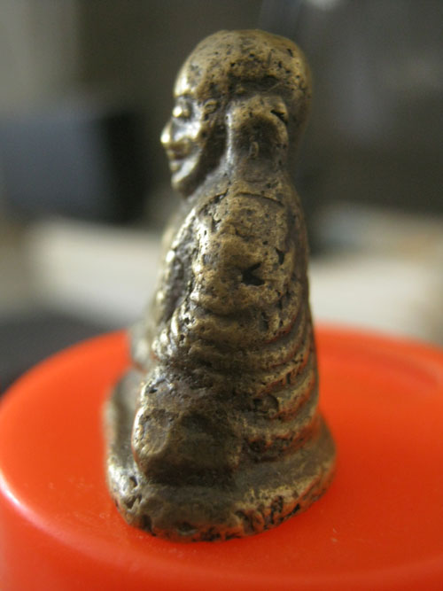 รูปหล่อหลวงพ่อเงิน ปืนแตก