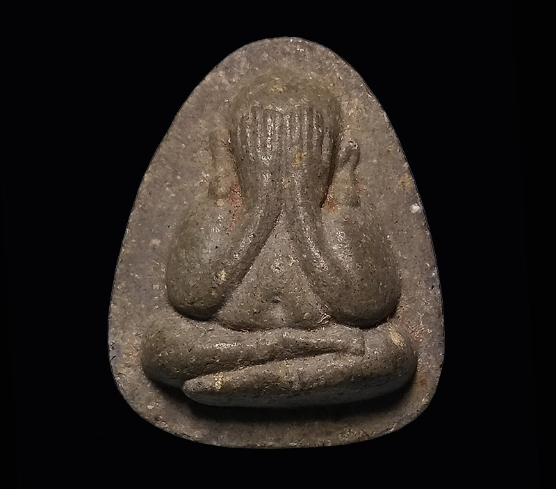 พระปิดตาหลวงพ่อพัฒ ปลดหนี้ วัดเกาะแก้วอรุณคาม ต.หนองหมู อ.วิหารแดง จังหวัดสระบุรี