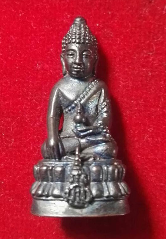 พระกริ่ง(เนื้อนวะ)พระพรหมวชิรญาณ วัดดอนยานนาวา ปี2545