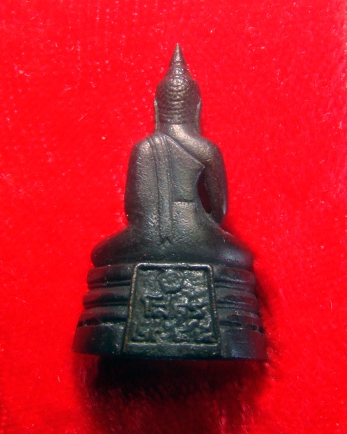 หลวงพ่อโสธร วัดโสธรวรารามวรวิหาร จ.ฉะเชิงเทรา รุ่นสร้างพระอุโบสถ ปี 2545 พร้อมกล่องครับ