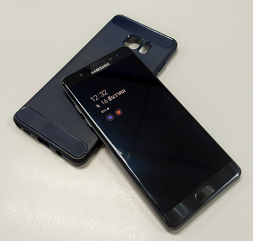 Samsung NOTE FE  สีดำ สวยๆนางฟ้าเลย เครื่องศูนย์ไทยครับ พร้อมเคส และที่ชาร์จ+สาย