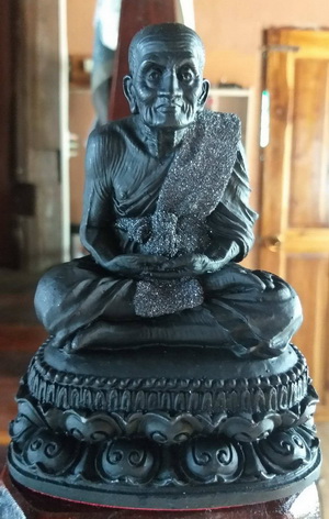 พระนิลหลวงปู่ทวด หน้าตักขนาด 3 นิ้ว ทำจากนิลแท้ๆๆๆๆๆๆๆ