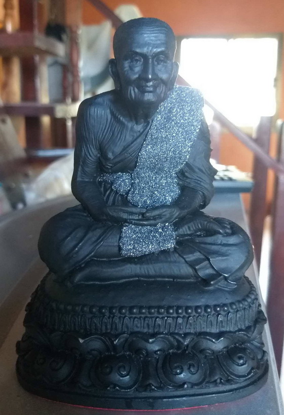 พระนิลหลวงปู่ทวด หน้าตักขนาด 3 นิ้ว ทำจากนิลแท้ๆๆๆๆๆๆๆ