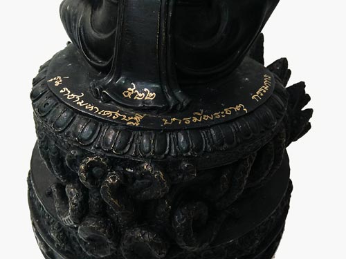 พระบูชา จตุคามรามเทพ รุ่น ราชามหาเศรษฐี บารมีพระธาตุ ขนาดหน้าตัก 6 นิ้ว ความสูง 13 นิ้ว ฐานกว้าง 8 น