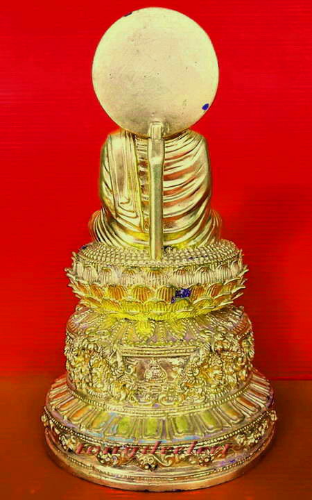 พระบูชาปางขัดสมาธิเพชร ปิดทอง 2 ถอด สวยมากค่ะ