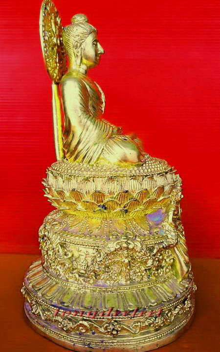 พระบูชาปางขัดสมาธิเพชร ปิดทอง 2 ถอด สวยมากค่ะ