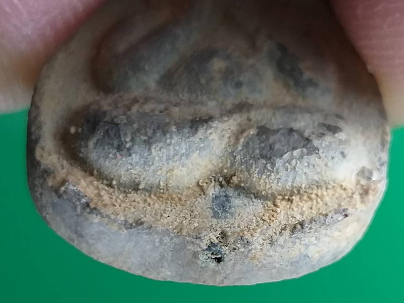 พระปิดตาหลังยันต์ดวงเล็ก (แช่น้ำมนต์) 