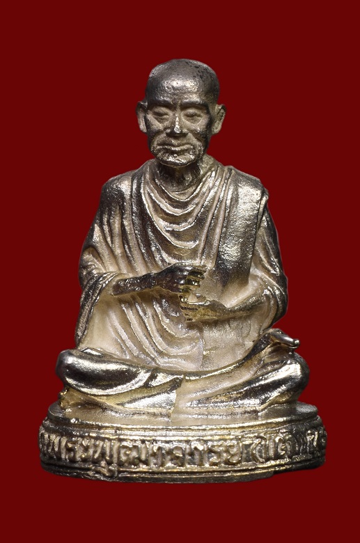 รูปหล่อสมเด็จโต118ปี วัดระฆัง เนื้อเงิน ตอกโค๊ตครบ พร้อมกล่อง