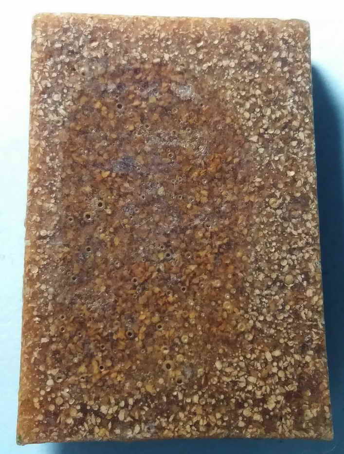 60 บาท หลวงพ่อโสธร เนื้อกระเบื้องหลังคาโบสถ์ พิมพ์ใหญ่หน้าพระประธาน ไม่มีกล่อง แต่มีผงกระเบื้องที่เป