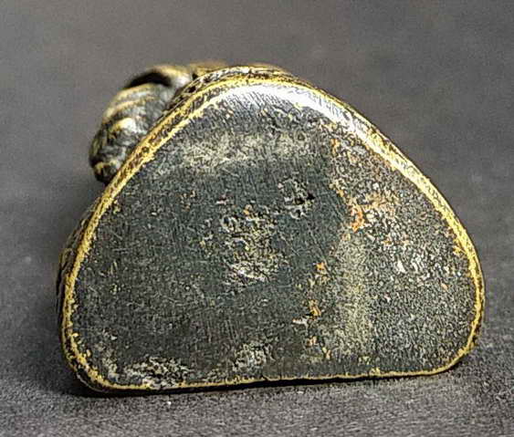 50 บาท รูปหล่อพระครูอโศกวุฒิกร หลวงพ่อดำ วัดแก่นท้าว