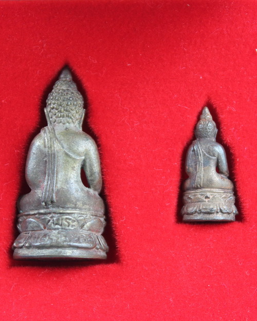 พระกริ่ง พระชัยวัฒน์ ไพรีพินาศ ปี 2544