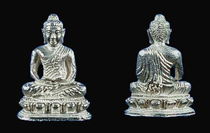 ๙๙ พระชัยวัฒน์ สคส ปี33 เนื้อเงิน พิมพ์ใหญ่ หลวงพ่อพรหม วัดขนอนเหนือ ๙๙ กล่องเดิม
