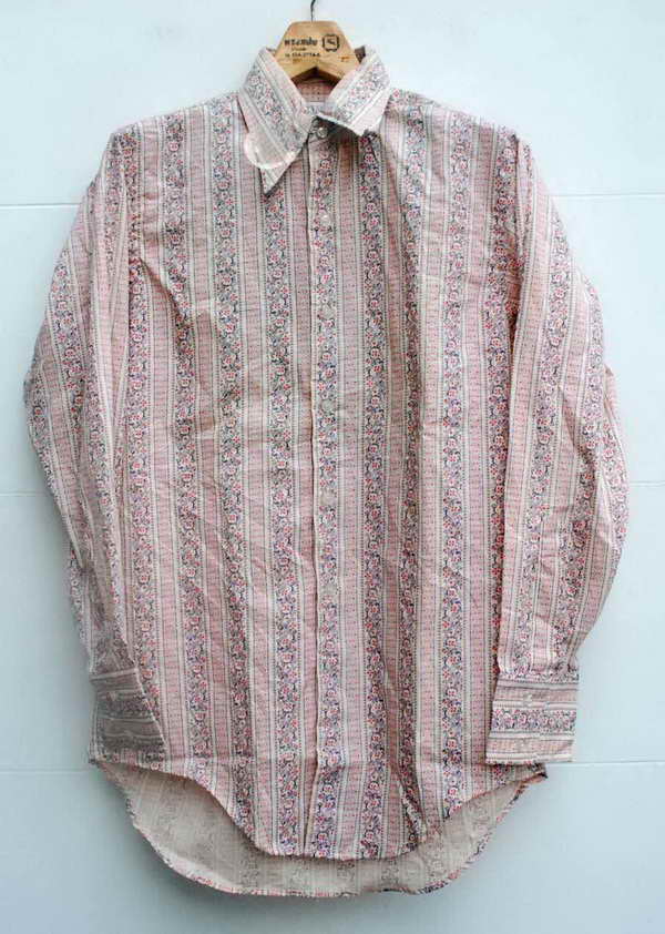  เสื้อเชิ้ตแขนยาวรุ่นเก่าจากโคลัมเบียร์