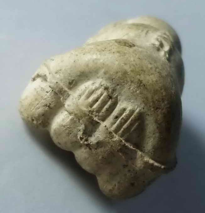 30 บาท พระปิดตาเนื้อผง ลอยองค์ หลวงพ่อแนม วัดเขาหน่อ อำเภอบรรพตพิสัย จังหวัดนครสวรรค์  BOXP 17