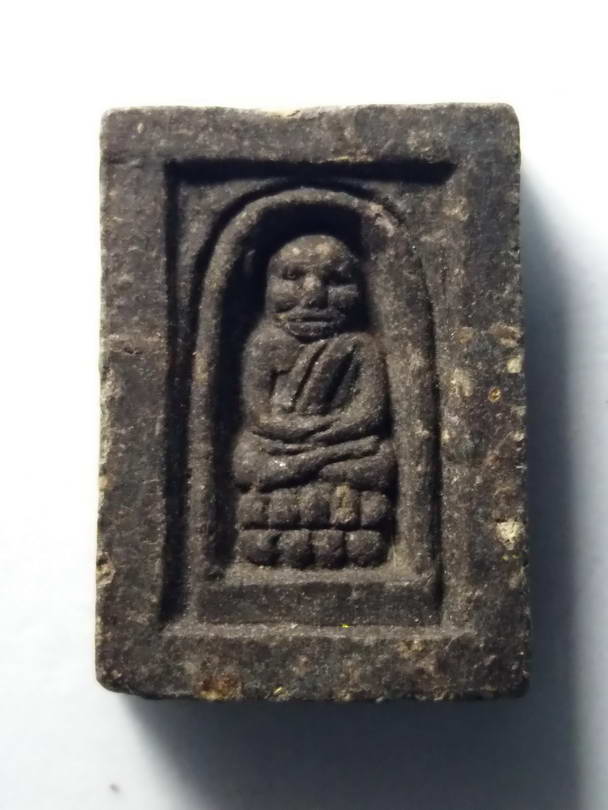 100 บาท กลักไม้ขีดเล็ก หลวงปู่ทวด วัดห้วยมงคล จังหวัดประจวบคีรีขันธ์  BOXP 30