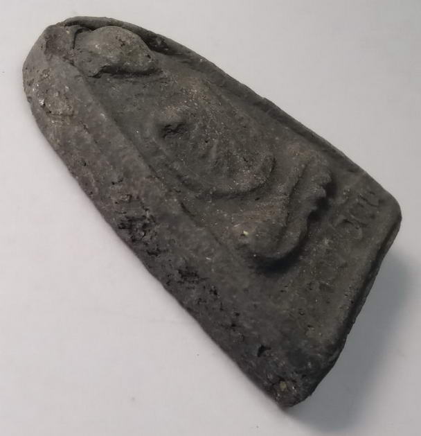 องค์ที่ 2  พระเนื้อดินเผาผสมผงใบลาน รูปเหมือน หลวงพ่อเงิน วัดบางคลาน จังหวัดพิจิตร ไม่ทราบปีที่สร้าง