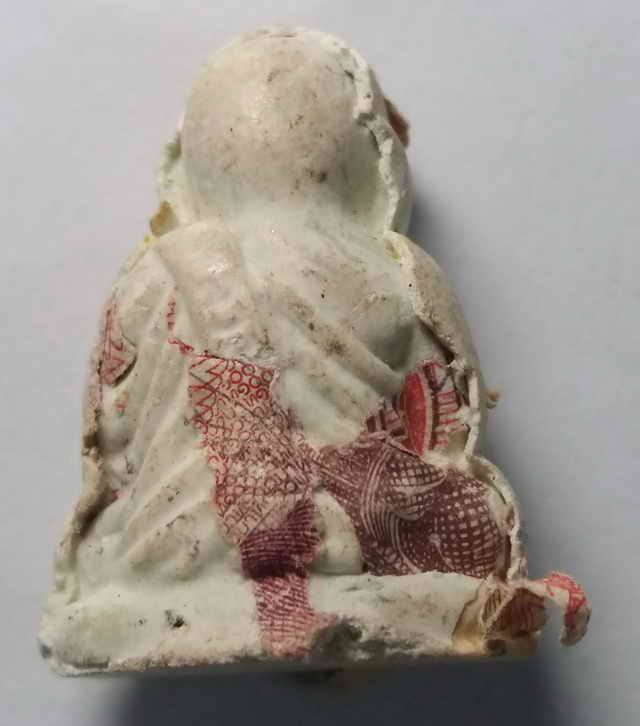 30 บาท พระผงลอยองค์รูปเหมือน หลวงพ่อเงิน วัดบางคลาน จังหวัดพิจิตร เนื้อผงผสมธนบัตร