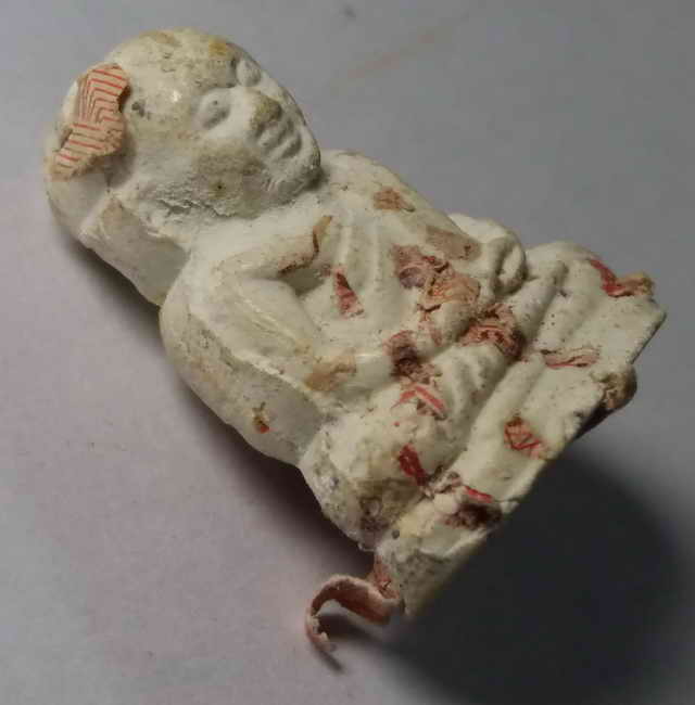 30 บาท พระผงลอยองค์รูปเหมือน หลวงพ่อเงิน วัดบางคลาน จังหวัดพิจิตร เนื้อผงผสมธนบัตร