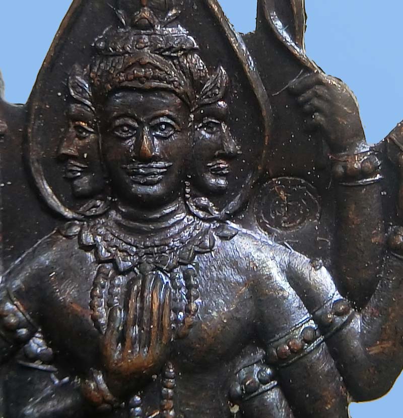 หน้ากากพระพรหม หลวงพ่อชำนาญ เนื้อทองแดง ออกในงานเป่ายันต์พรหมสี่หน้า ครั้งที่ 2 ปี พ.ศ.2545 สภาพสวย