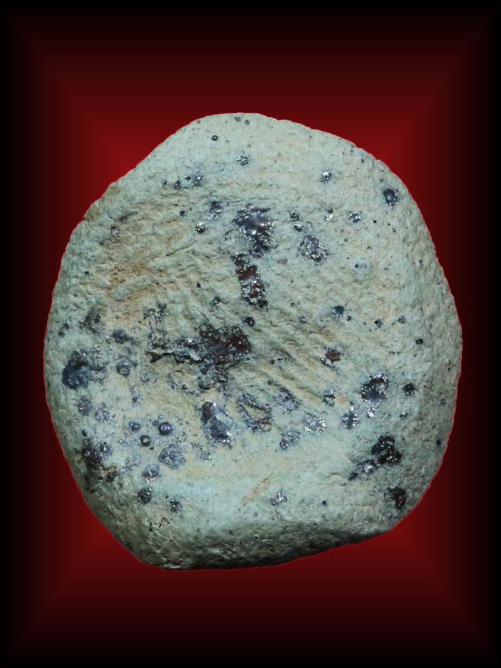 พระหัวใจกำแพงเดี่ยว กรุเตาทุเรียง