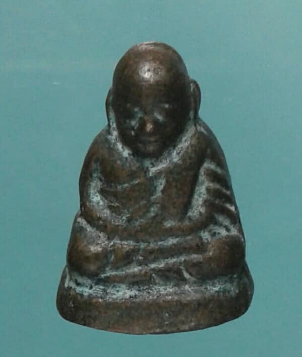 รูปหล่อหลวงพ่อเงินเศียรเล็ก รุ่นปืนแตก ปี28 