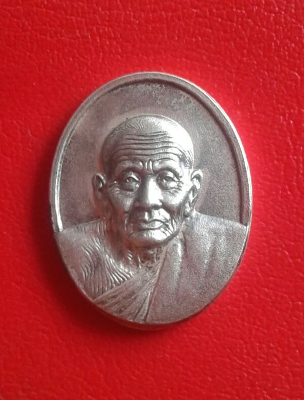 หลวงปู่ทวด วัดช้างให้