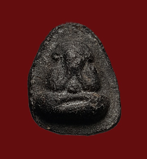 ปืดตาจิ๋ว 2 หน้า หลวงปู่เฮี้ยง วัดป่า ปี09 เนื้อผงคลุกรัก หายาก