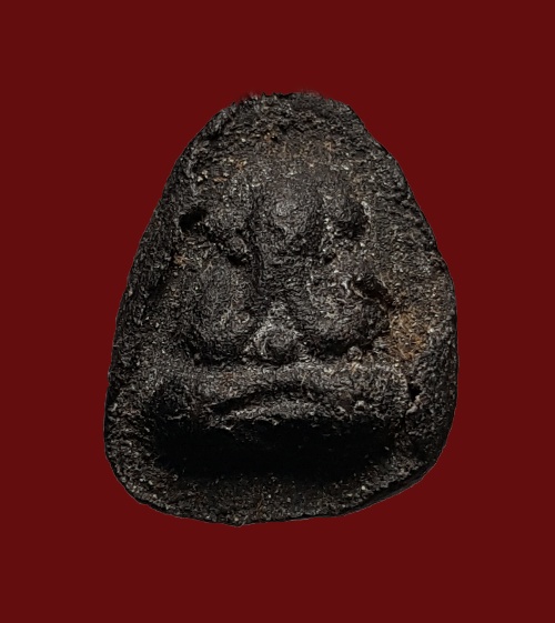 ปืดตาจิ๋ว 2 หน้า หลวงปู่เฮี้ยง วัดป่า ปี09 เนื้อผงคลุกรัก หายาก