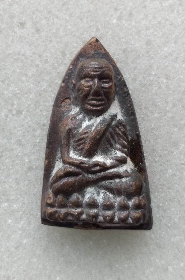 หลวงพ่อทวด นิด้า พร้อมกล่องเดิมๆ