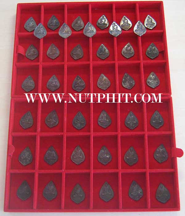 ชุด 41 องค์ดับทุกข์(พ.ศ.๒๕๓๔) หลวงปู่คำพันธ์ วัดธาตุมหาชัย สวยกริ๊บทุกองค์*200