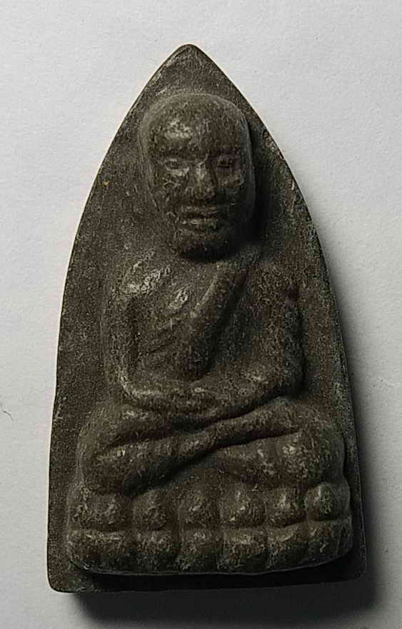 30 บาท หลวงปู่ทวดเนื้อผง วัดทุ่งตลิ่งชัน จังหวัดสุพรรณบุรี