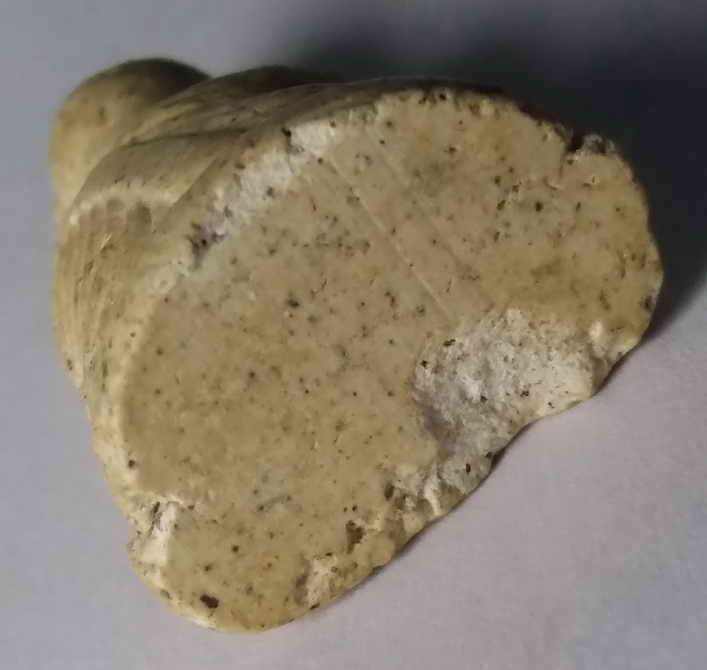 20 บาท รูปหล่อลอยองค์ เนื้อผงหลวงพ่อเงิน วัดบางคลาน จังหวัดพิจิตร ไม่ทราบปีที่สร้าง  เก่าครับ