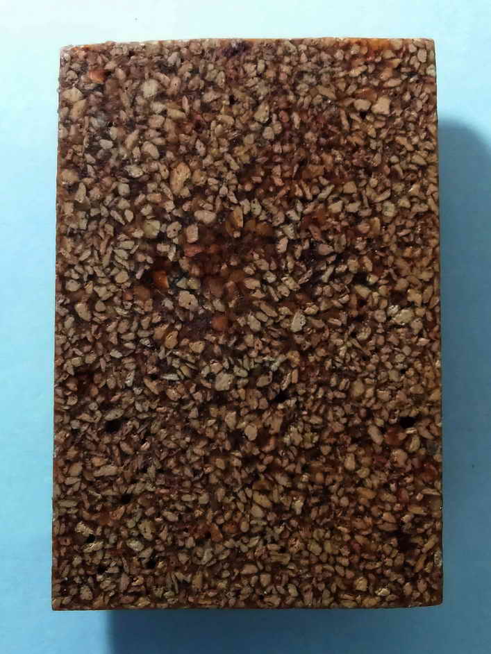 40 บาท เม็ดใหญ่ (กระยาสารท) หลวงพ่อโสธร เนื้อกระเบื้องหลังคาโบสถ์ วัดโสธรวรารามวรวิหาร 