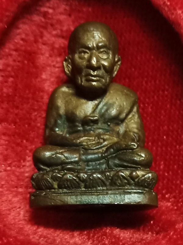 หลวงพ่อทวดเนื้อโลหะผสม รุ่นเสิ่นเจิ้น วัดสะบ้าย้อย ปี 2539